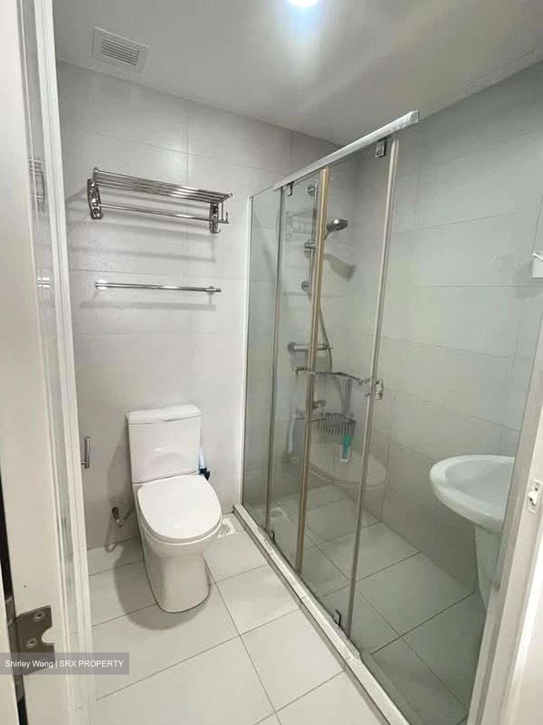1 Canberra (D27), Condominium #577114491